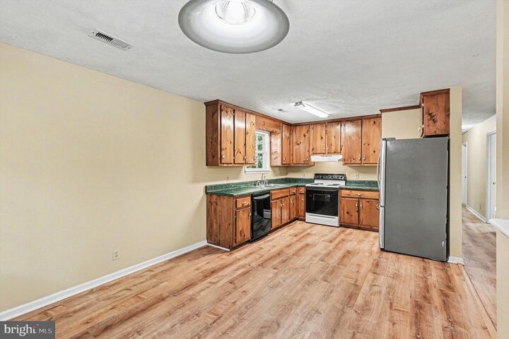 Property Photo: 12490 US Route 1 Highway VA 22580