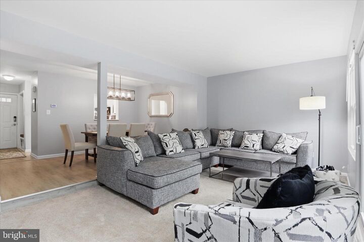 Property Photo:  71 Kinsman View Circle  MD 20901 