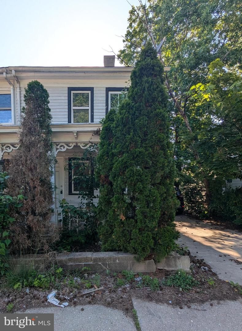 Property Photo:  324 N Laurel Street  NJ 08302 