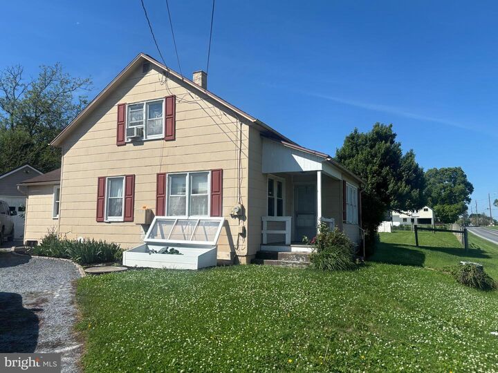 Property Photo:  44 S Soudersburg Road  PA 17572 