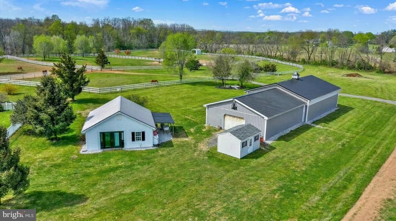 Property Photo:  1130 W Trindle Road  PA 17050 