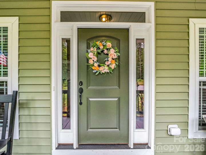 Property Photo:  905 Rolling Road  NC 28092 