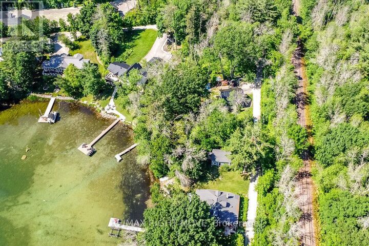 Property Photo:  6896 Pentland Lane  ON L0K 2B0 