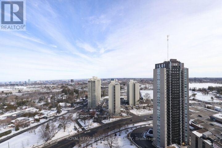 Property Photo:  900 Dynes Road North 2505  ON K2C 3L6 