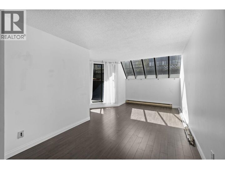 Property Photo:  1270 Robson Street 207  BC V6E 1C1 