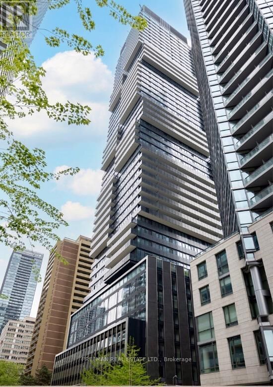 Property Photo:  55 Charles Street East 3706  ON M4Y 0J1 