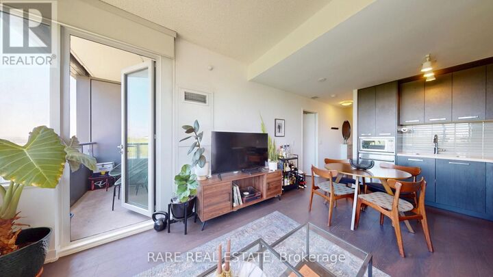 Property Photo:  120 Bayview Avenue N516  ON M5A 0G4 