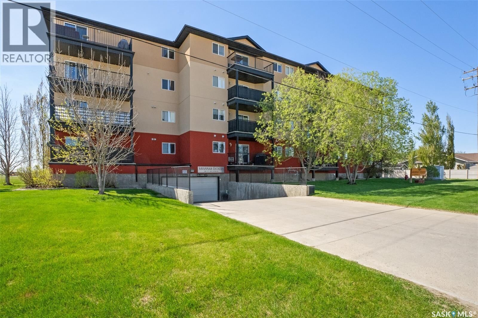 Property Photo: 105 100 1st Avenue N SK S0K 0A1