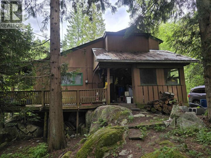 Property Photo: 4556 Johns Road BC V8G 0B3