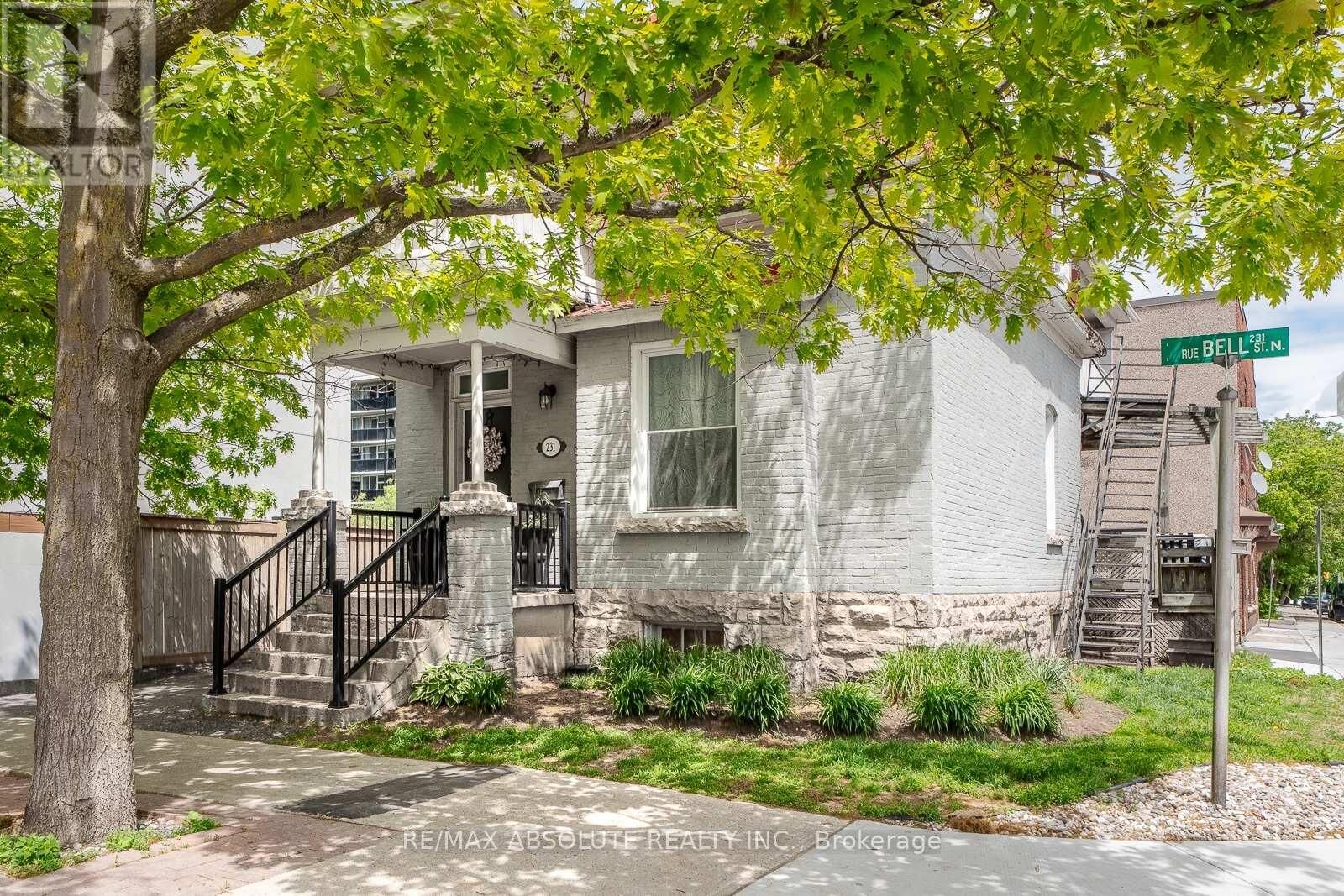 Property Photo: 231 Bell Street North ON K1R 7E1