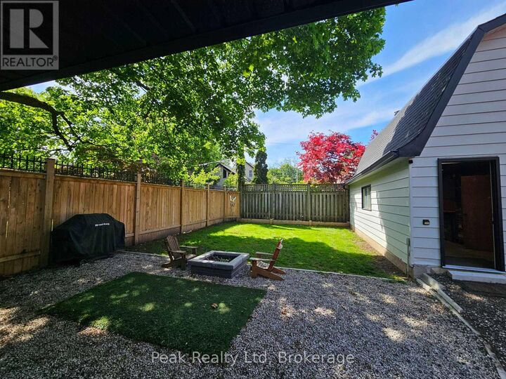 Property Photo: 212 Church Street ON N5A 2R6