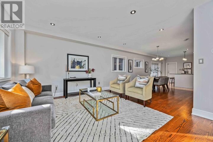 Property Photo:  122 Cedarcrest Boulevard  ON M4B 2P3 
