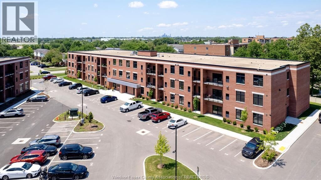 Property Photo:  3160 Meadowbrook Lane 103  ON N8T 0B2 