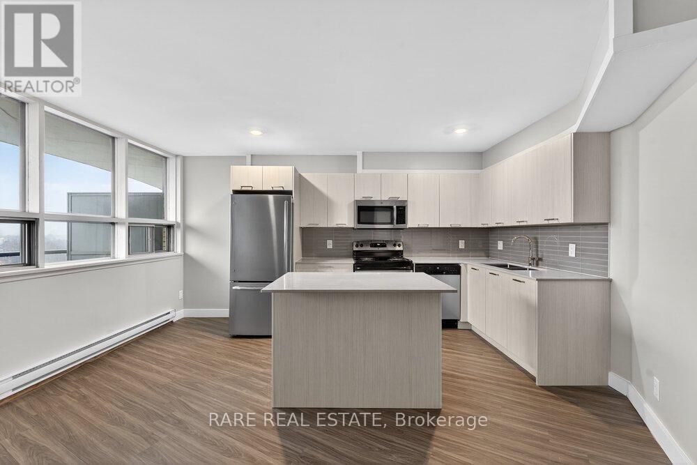 Property Photo:  4340 Bloor Street West 602  ON M9C 2A6 