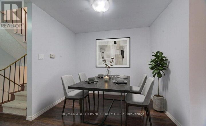 Property Photo: 30 Heslop Road 16 ON L9T 1B3
