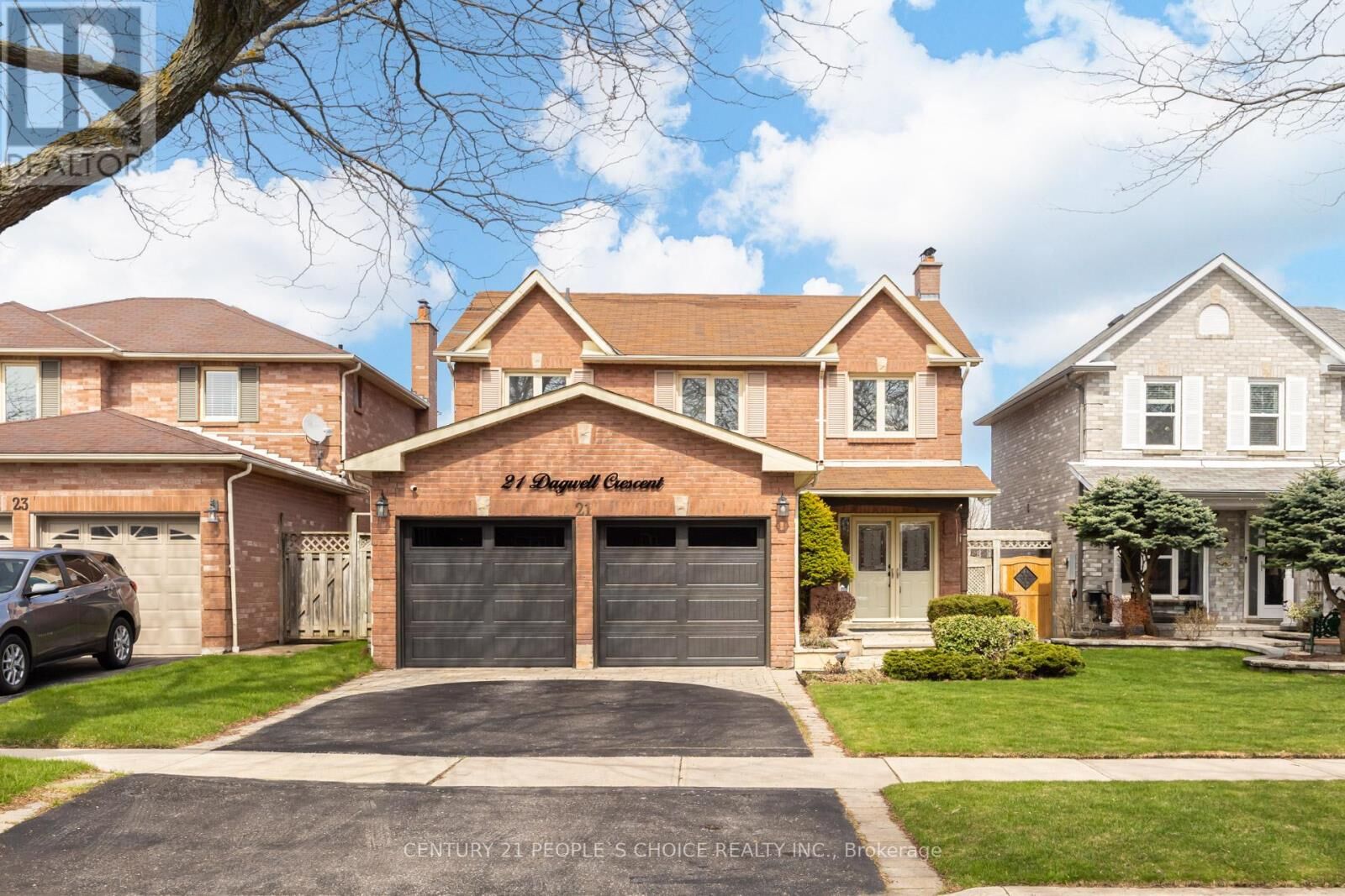 Property Photo: 21 Dagwell Crescent ON L1T 3M8