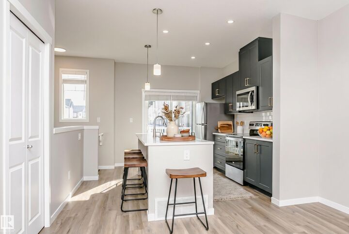 Property Photo:  320 Secord Boulevard NW  AB T5T 7E8 