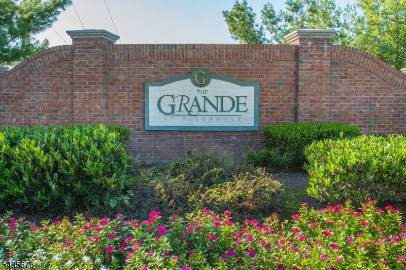 Property Photo:  6407 Brookhaven Ct 6407  NJ 07457 