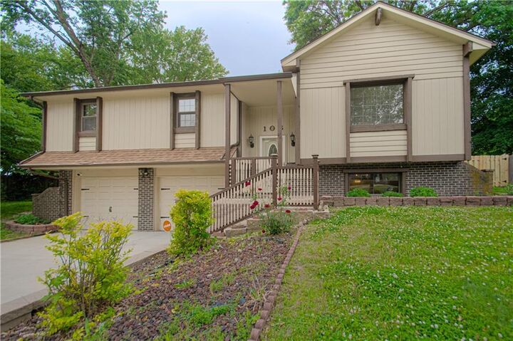 Property Photo:  106 Ethel Lane  KS 66043 