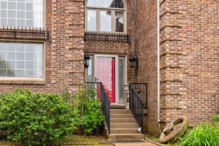 Property Photo:  1258 Lexington Road  KY 40330 