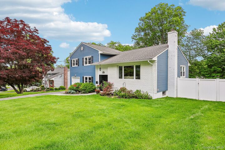 Property Photo:  30 Rutledge Road  NY 10583 