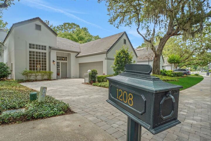 Property Photo: 1208 Brampton Place FL 32746