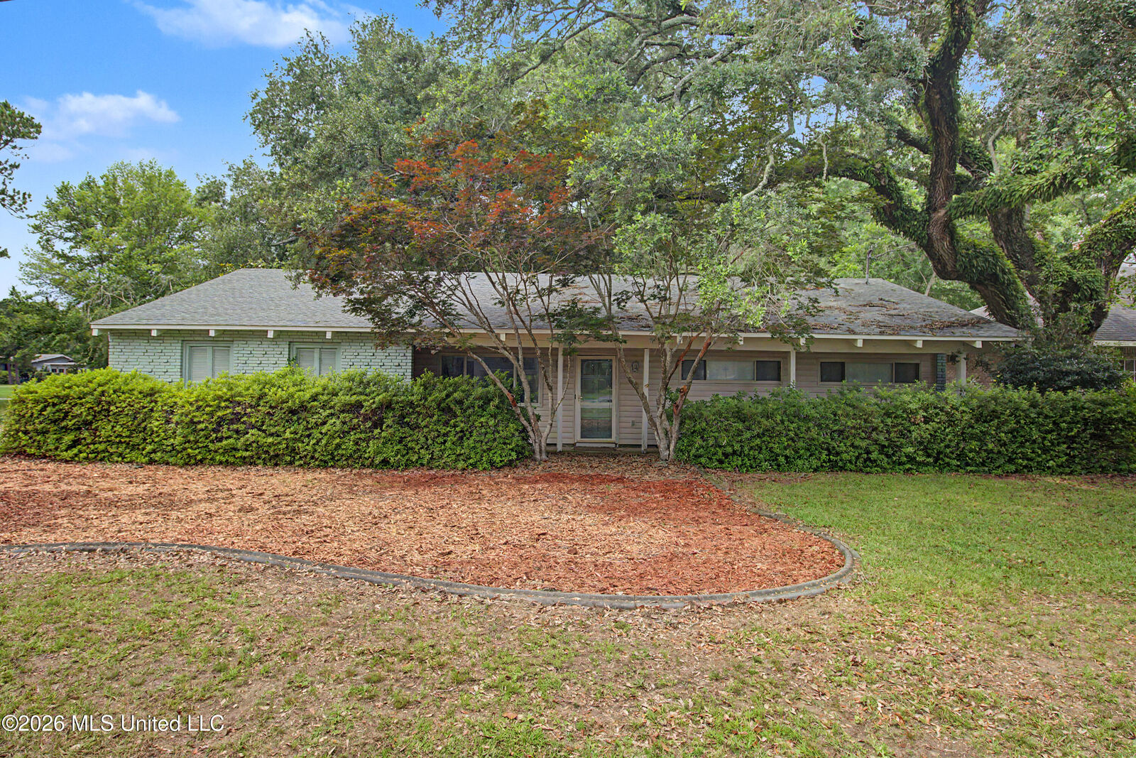 Property Photo:  6621 Golf Club Drive  MS 39525 