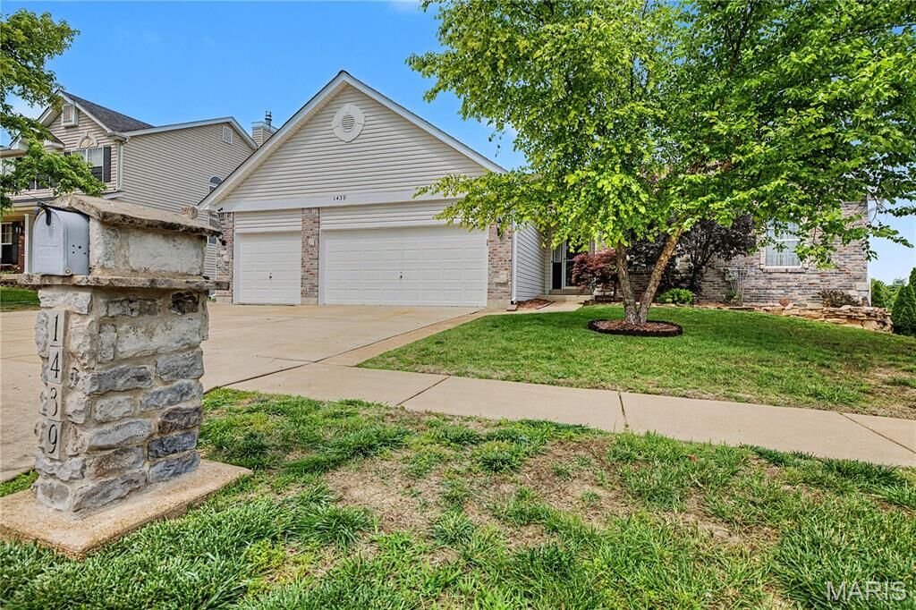 Property Photo: 1439 Fox Ridge Court MO 63010