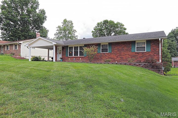 Property Photo: 2415 Melrose Avenue MO 63701