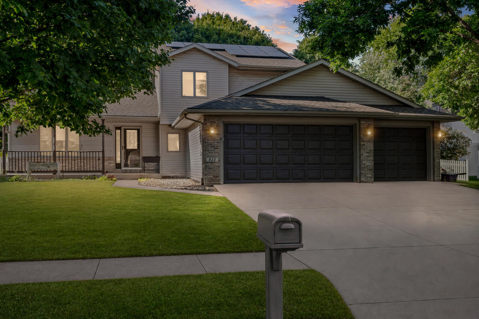 Property Photo: 823 Windhill St WI 54650