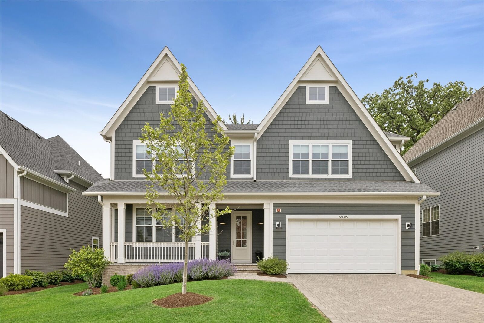 Property Photo:  5909 Flagg Creek Lane  IL 60558 