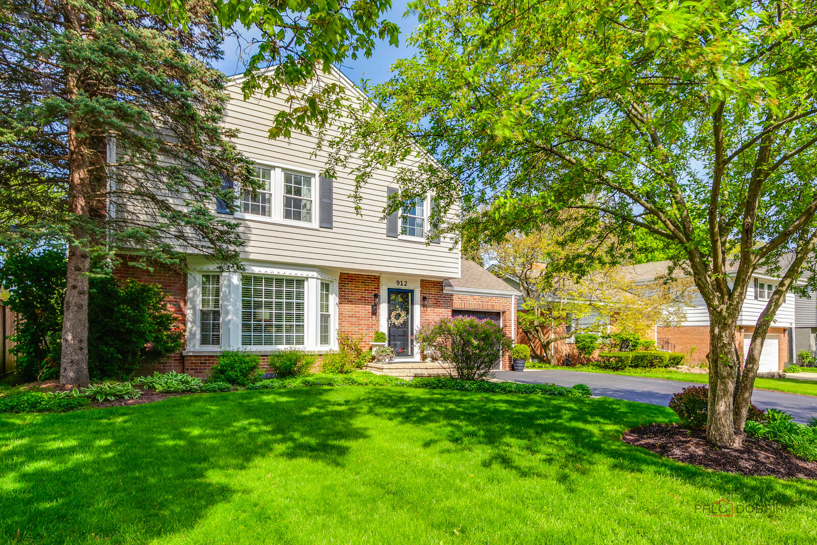 Property Photo:  912 Oxford Road  IL 60015 
