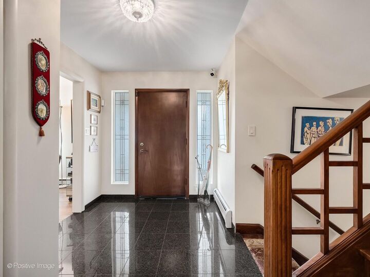 Property Photo:  727 S Spring Avenue  IL 60525 