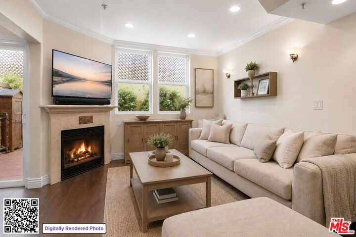 Property Photo:  1050 N Edinburgh Avenue 103  CA 90046 