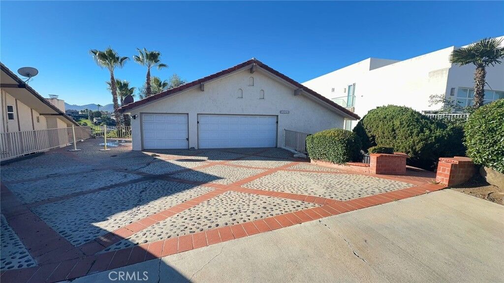 Property Photo:  22244 San Joaquin Drive W  CA 92587 