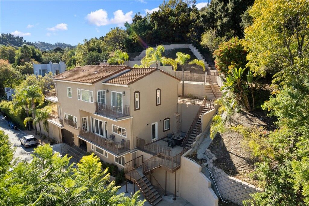Property Photo: 15330 Del Gado CA 91403