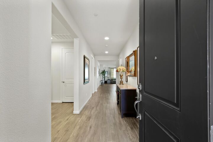 Property Photo:  10092 Avocado Way  CA 95757 