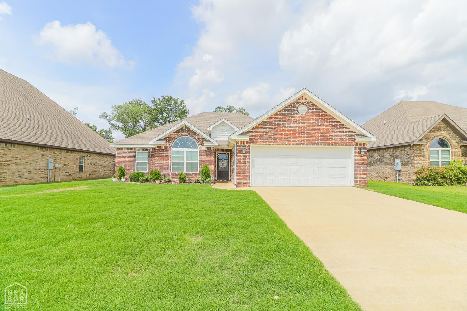 Property Photo:  5615 Creekview Drive  AR 72404 