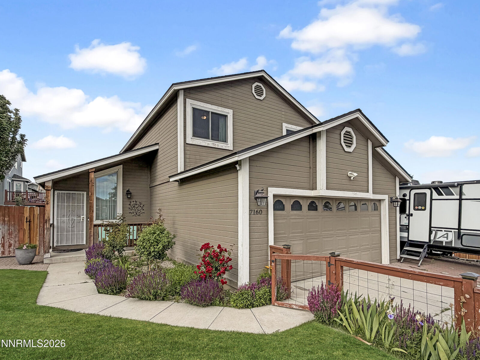 Property Photo: 7160 Lindsey Lane NV 89436