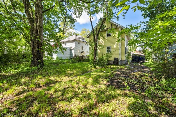 Property Photo: 132 Irondale Street OH 44035