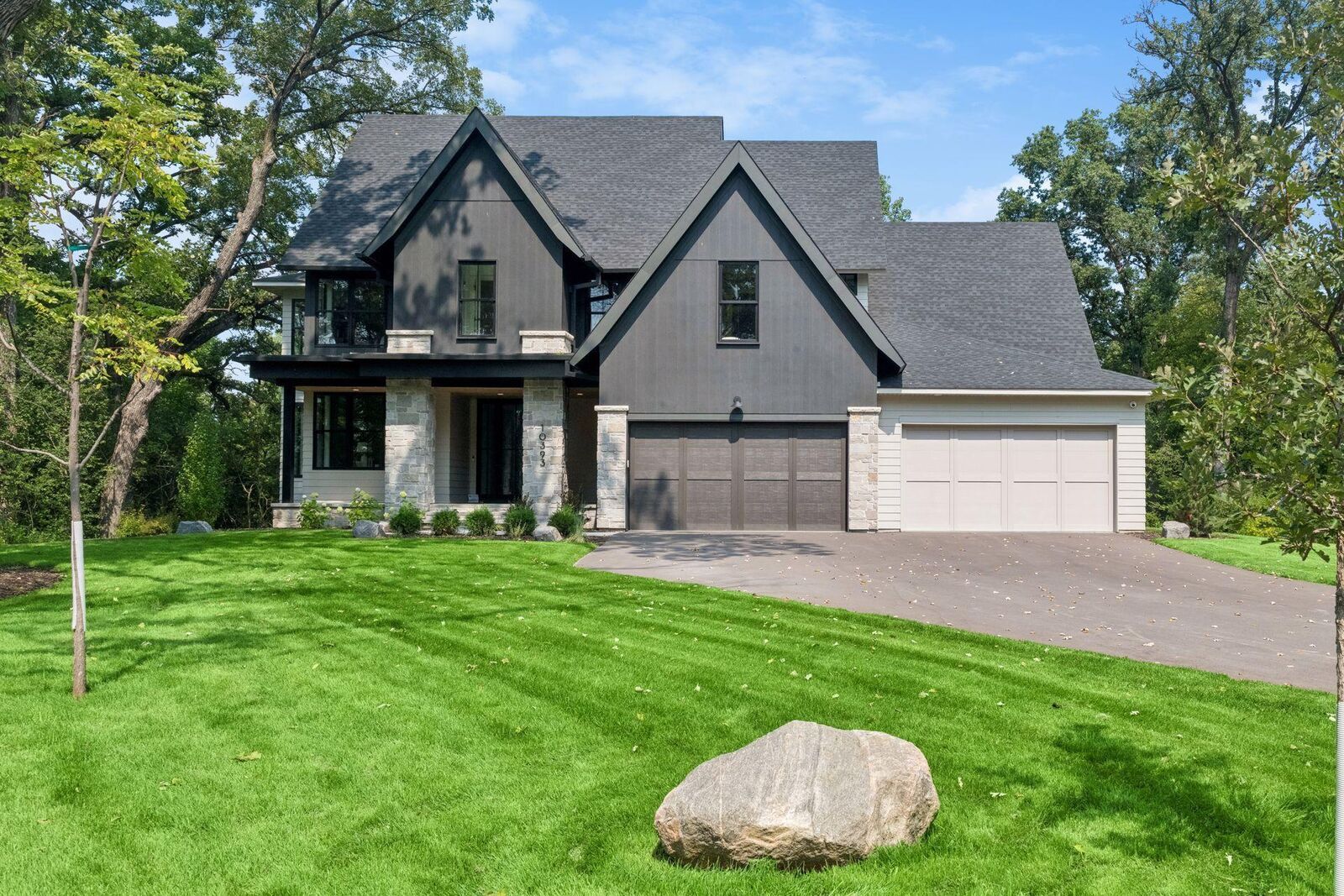 Property Photo: 10393 Pheasant Ridge Road MN 55318