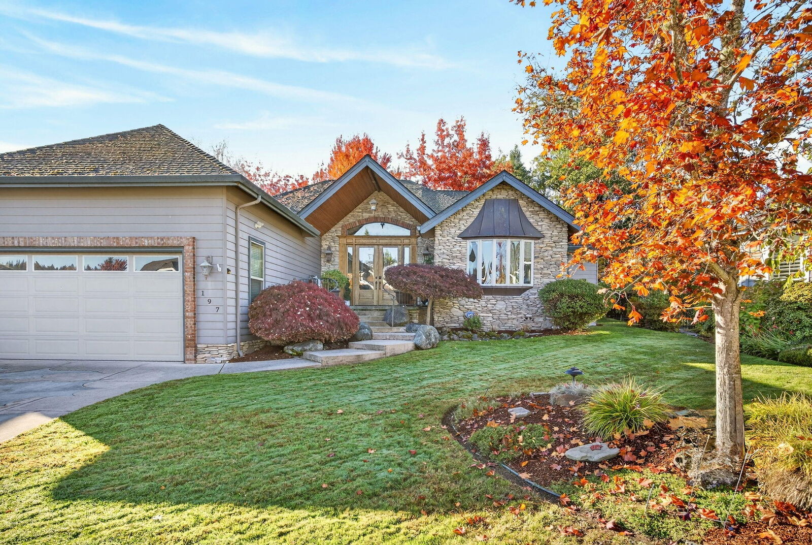 Property Photo:  197 Whispering Drive  OR 97527 