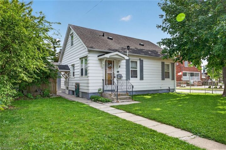 Property Photo:  78 Facer Street  ON L2M 5J5 