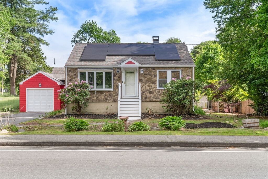 Property Photo: 34 School House Ln MA 01821