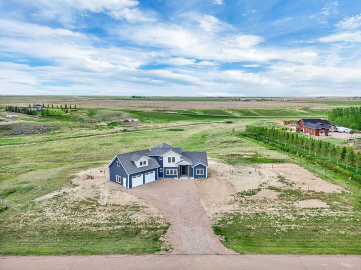 Property Photo: 12320 Range Road 72 34 AB T2K 1Z0