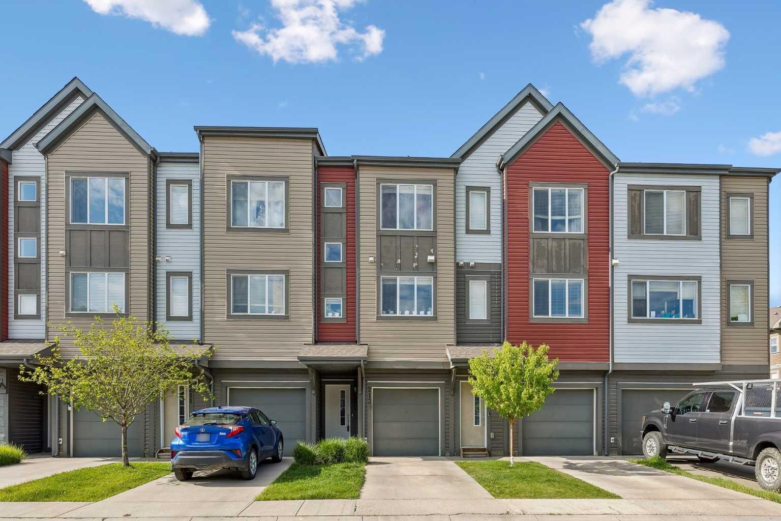 Property Photo: 213 Copperpond Villas SE AB T2Z 5B9