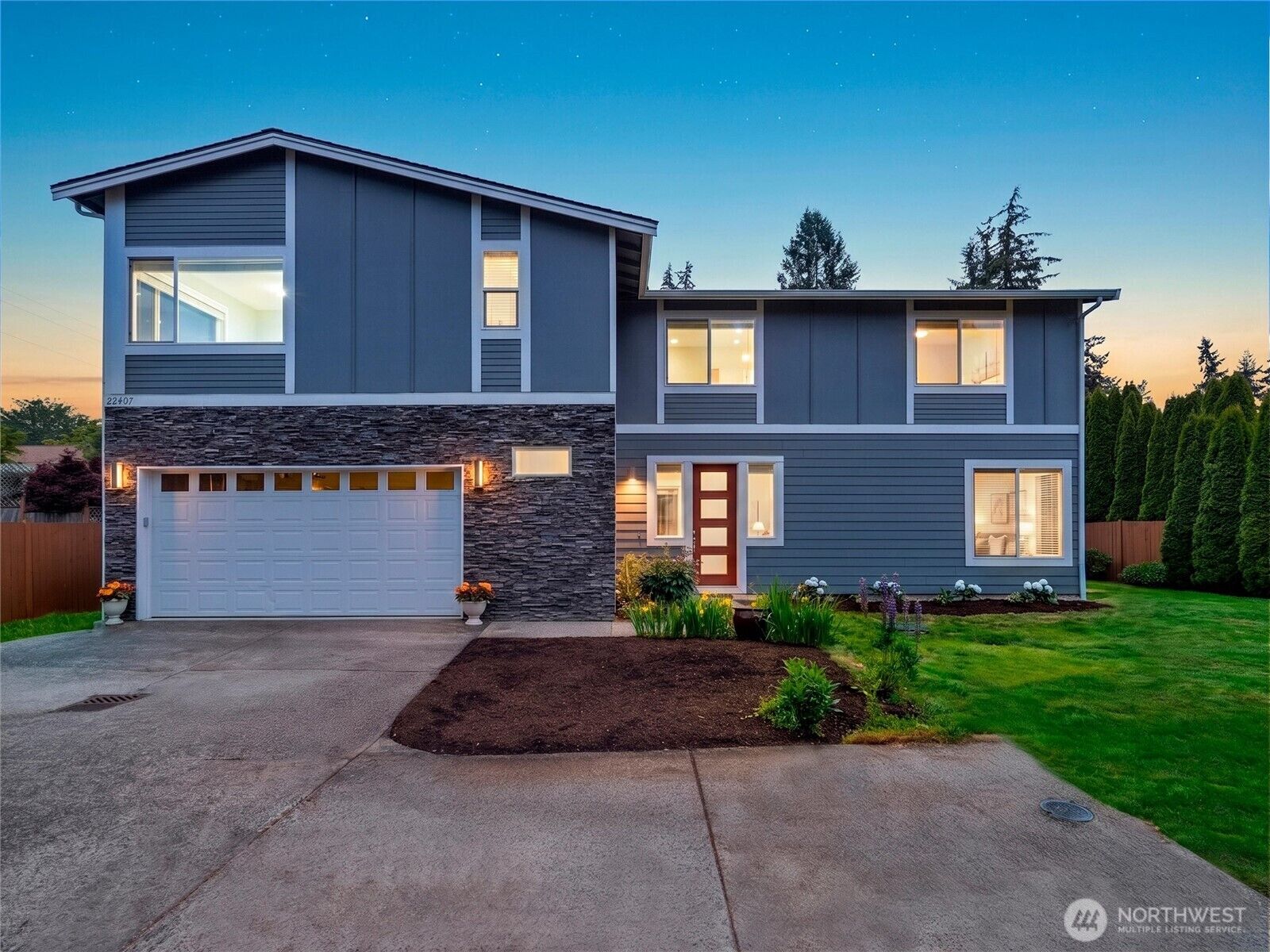 Property Photo:  22407  96th Avenue W  WA 98020 