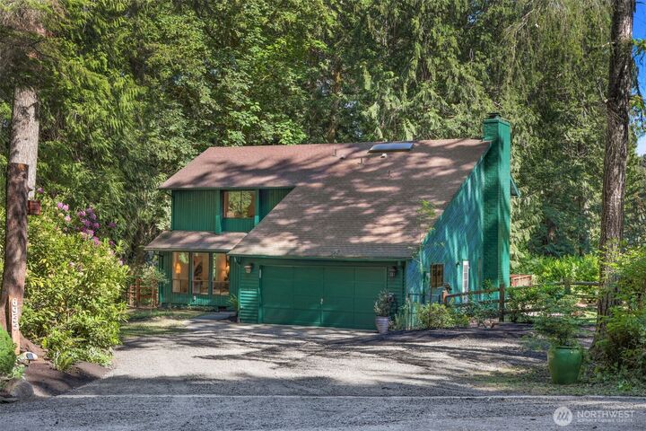Property Photo: 6955 NE Hidden Cove Road WA 98110