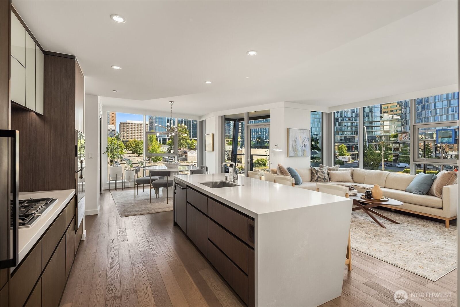 Property Photo: 188 Bellevue Way NE 311 WA 98004
