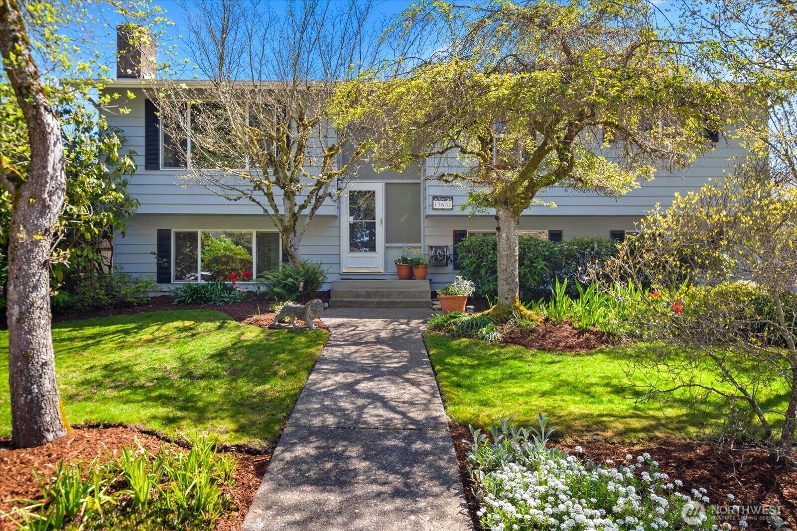 Property Photo: 17631 69th Place W WA 98026
